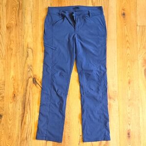 Women's Prana Halle Pants Size 10 Long Convertible Hiking Pants. Dark Navy Gray